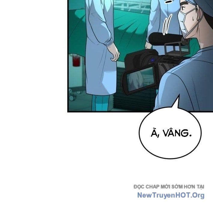 Bác Sĩ Hồi Quy Chỉ Muốn Sống Yên Bình: Chapter 31