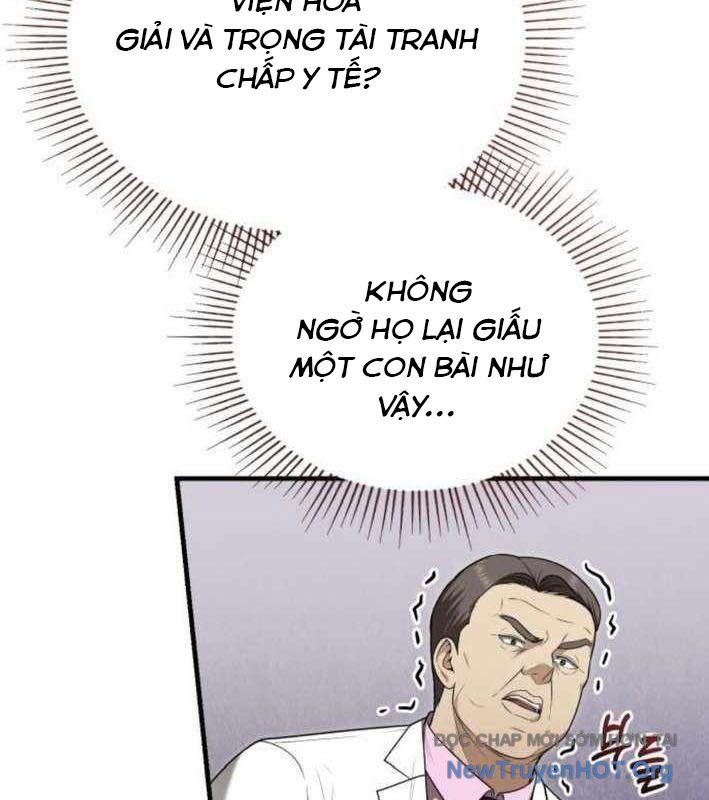 Bác Sĩ Hồi Quy Chỉ Muốn Sống Yên Bình: Chapter 33