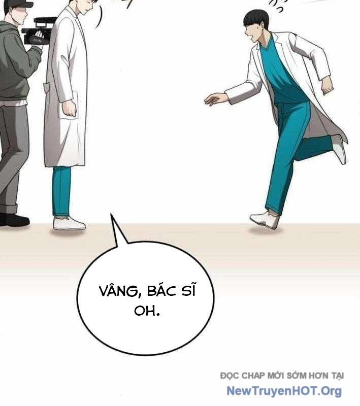 Bác Sĩ Hồi Quy Chỉ Muốn Sống Yên Bình: Chapter 33
