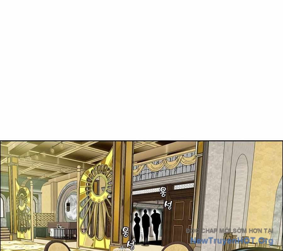 Gia Đình Bí Mật: Chapter 17