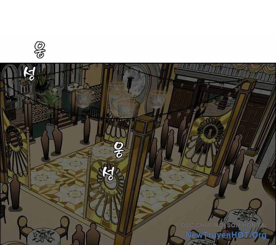 Gia Đình Bí Mật: Chapter 18