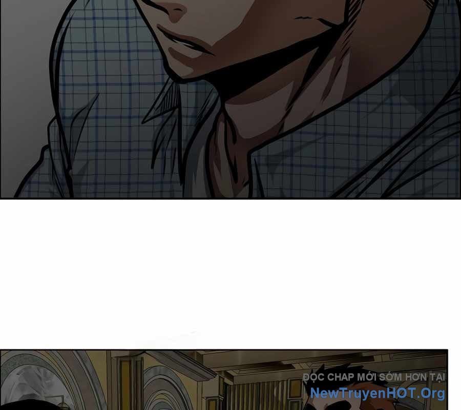 Gia Đình Bí Mật: Chapter 18