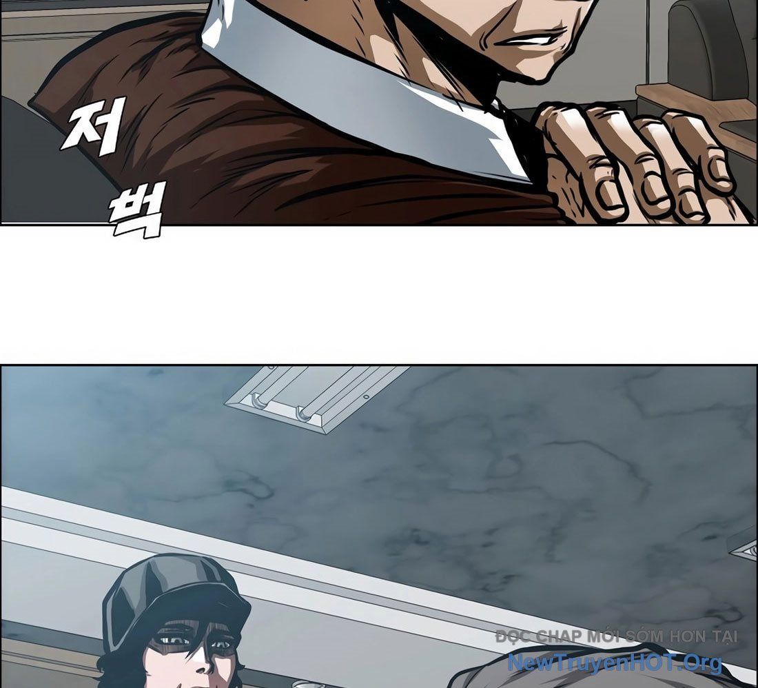 Gia Đình Bí Mật: Chapter 7