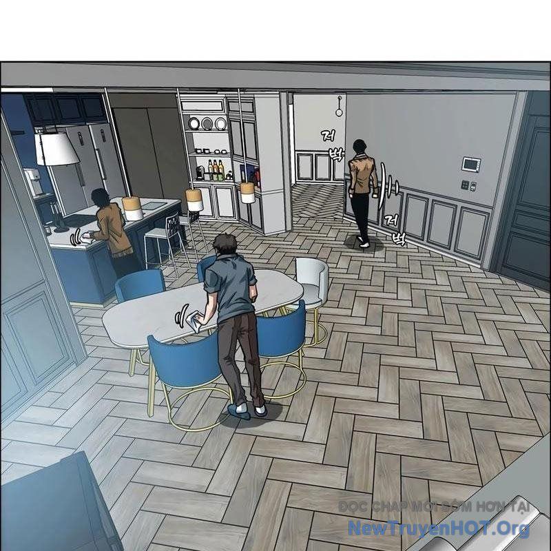 Gia Đình Bí Mật: Chapter 8