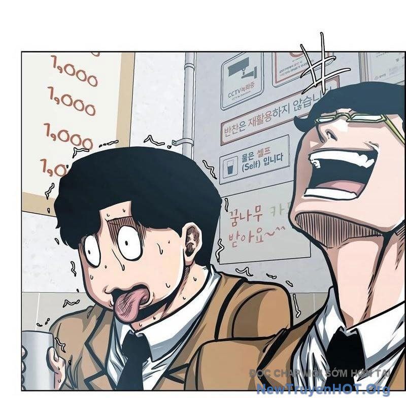 Gia Đình Bí Mật: Chapter 8