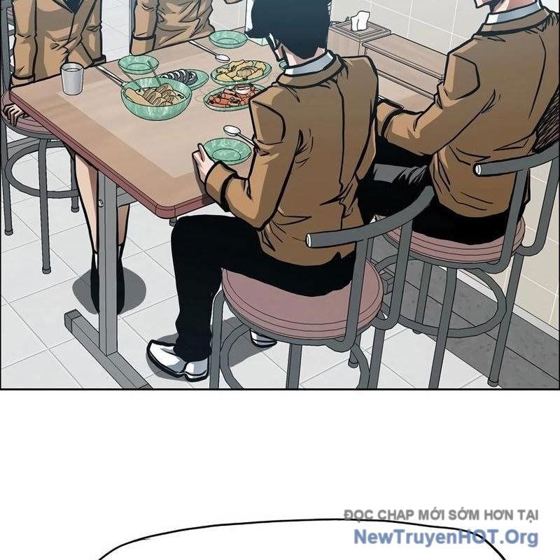 Gia Đình Bí Mật: Chapter 8