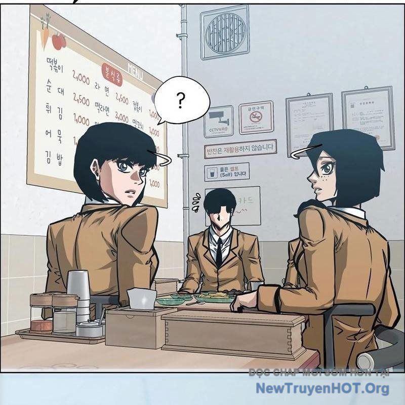 Gia Đình Bí Mật: Chapter 8