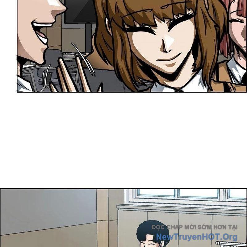 Gia Đình Bí Mật: Chapter 8