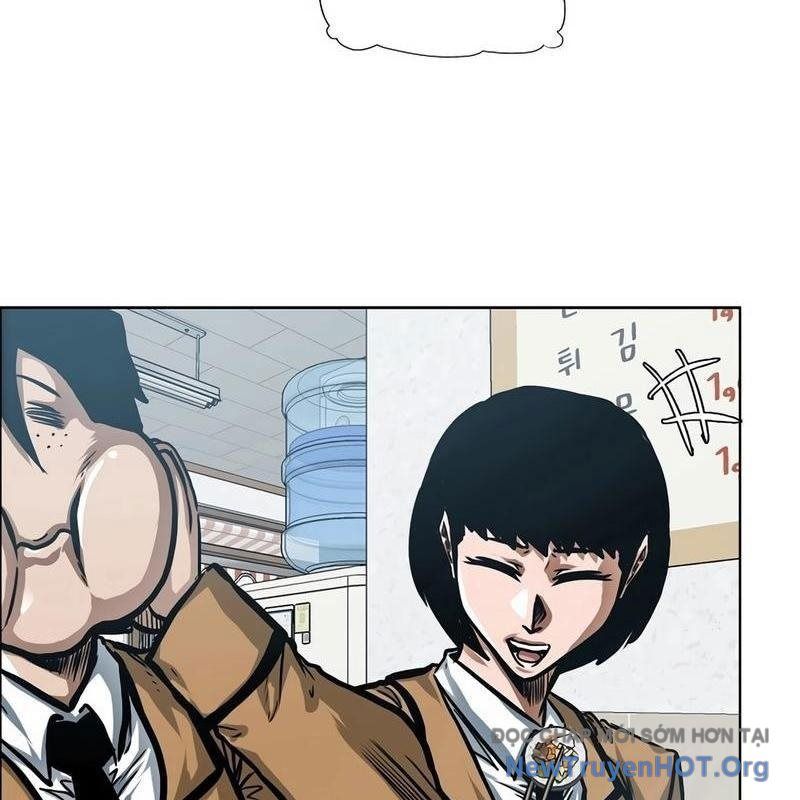 Gia Đình Bí Mật: Chapter 8