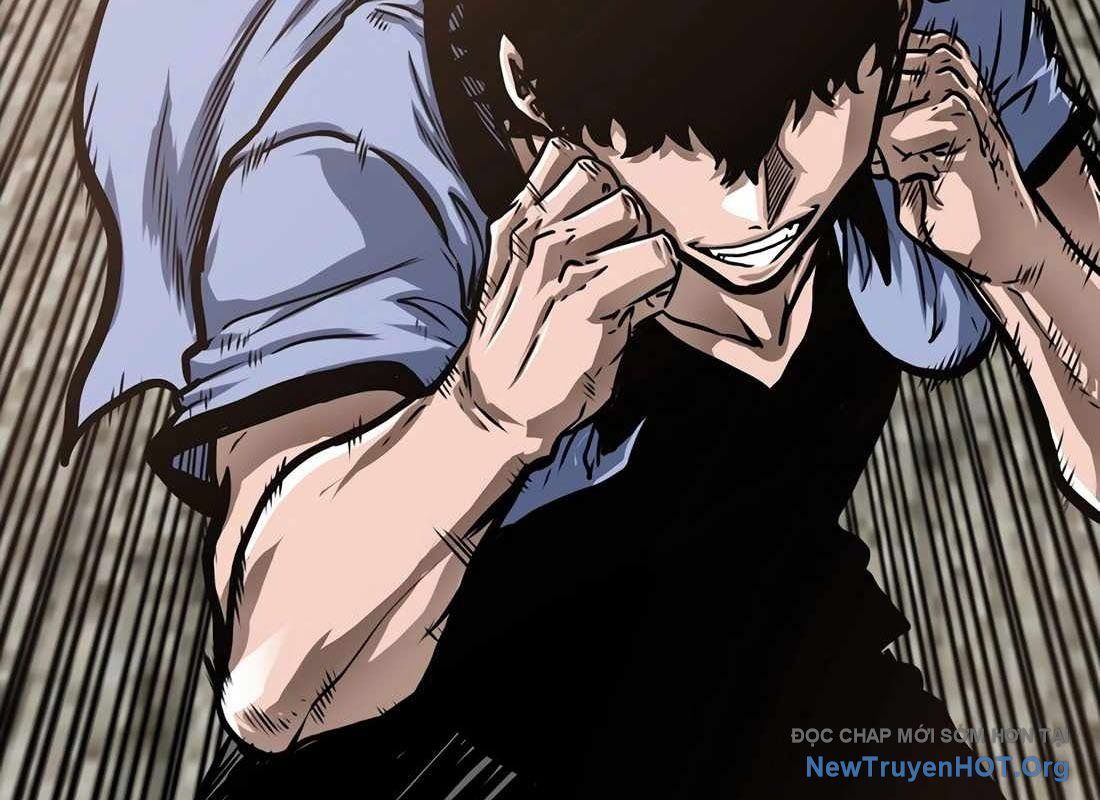 Gia Đình Bí Mật: Chapter 9