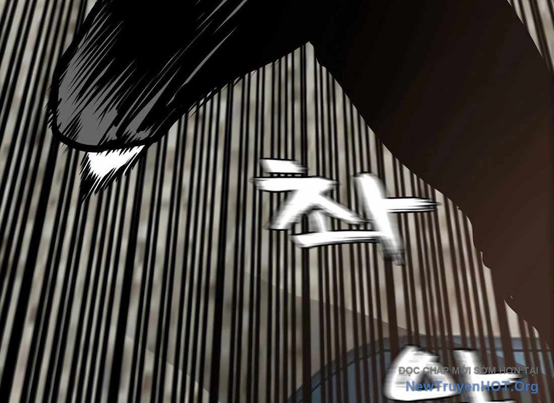 Gia Đình Bí Mật: Chapter 9