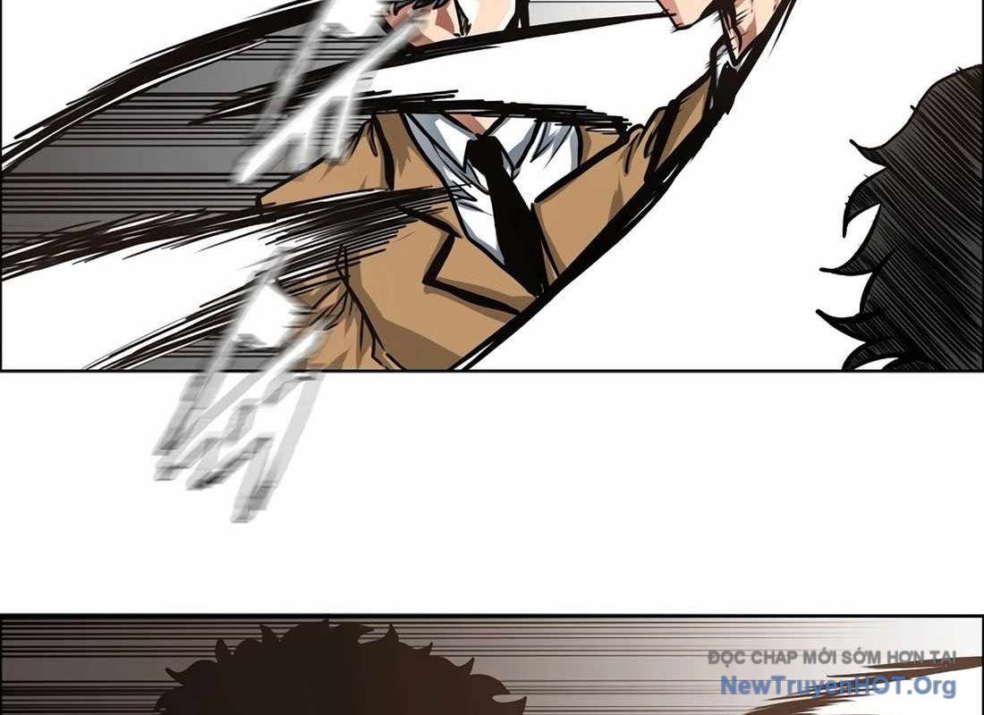 Gia Đình Bí Mật: Chapter 9