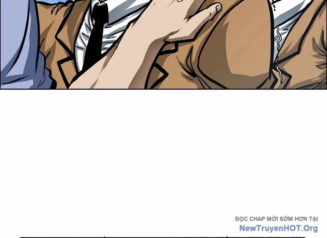 Gia Đình Bí Mật: Chapter 9