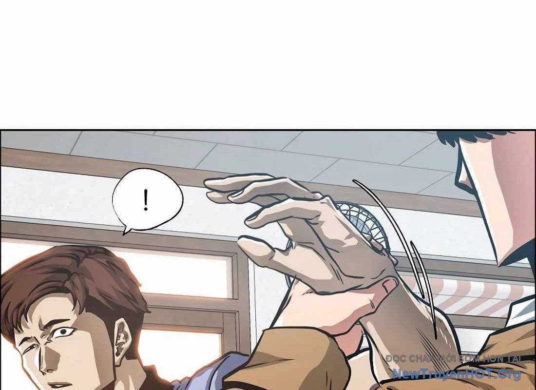 Gia Đình Bí Mật: Chapter 9