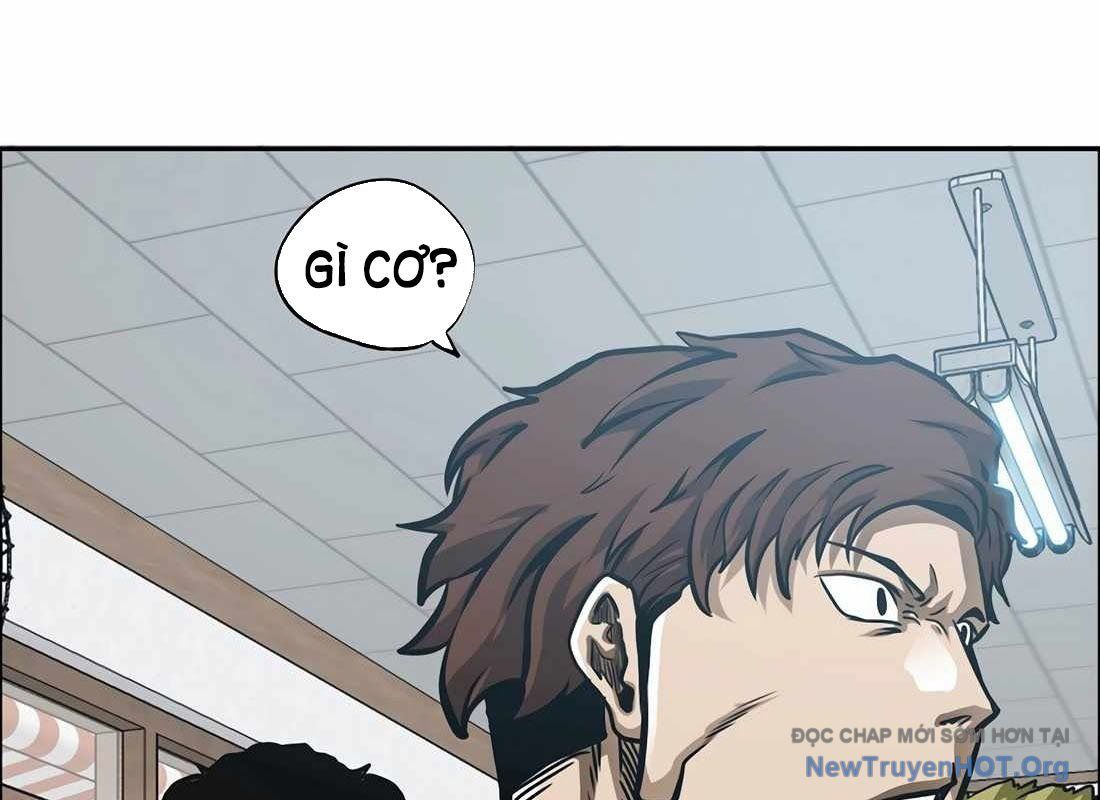 Gia Đình Bí Mật: Chapter 9