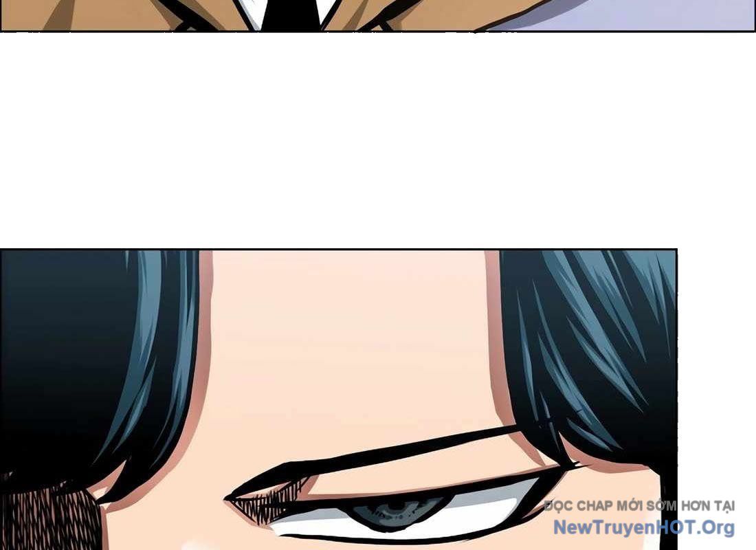 Gia Đình Bí Mật: Chapter 9