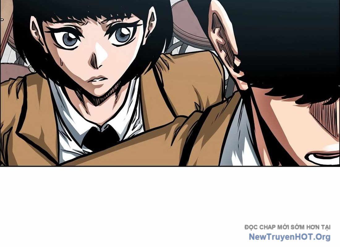 Gia Đình Bí Mật: Chapter 9