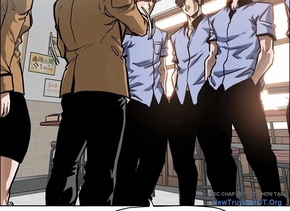 Gia Đình Bí Mật: Chapter 9