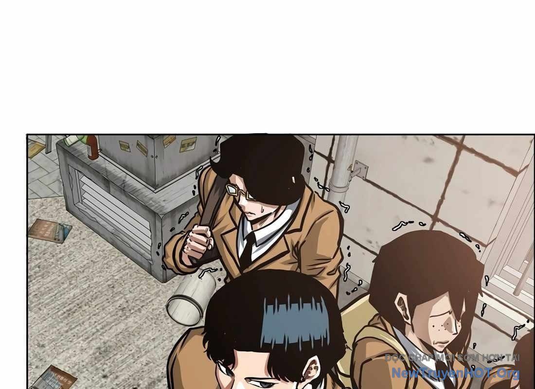 Gia Đình Bí Mật: Chapter 9