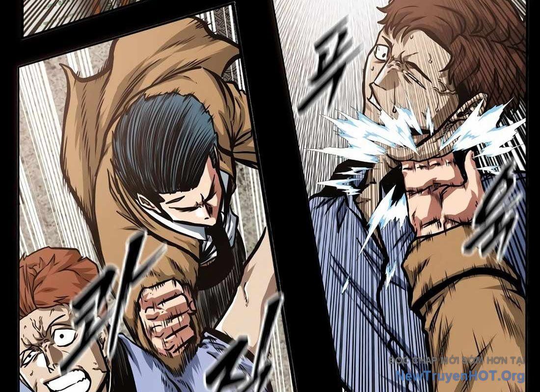 Gia Đình Bí Mật: Chapter 9