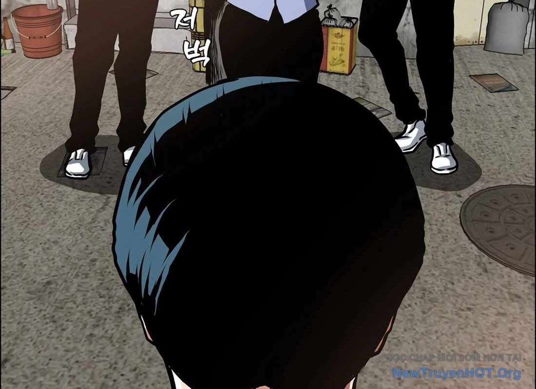 Gia Đình Bí Mật: Chapter 9