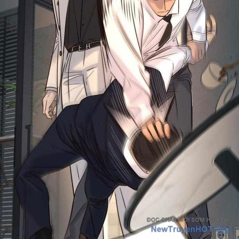 Mọi Người Đều Yêu Cô Ấy: Chapter 30