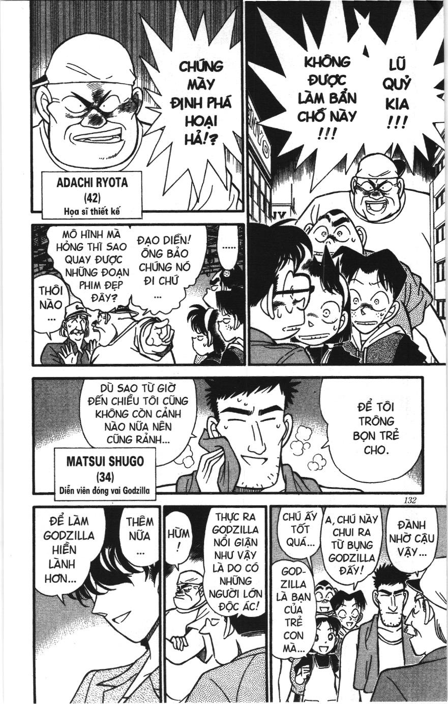 Thám tử lừng danh Conan Loạt truyện tranh: Chapter 136