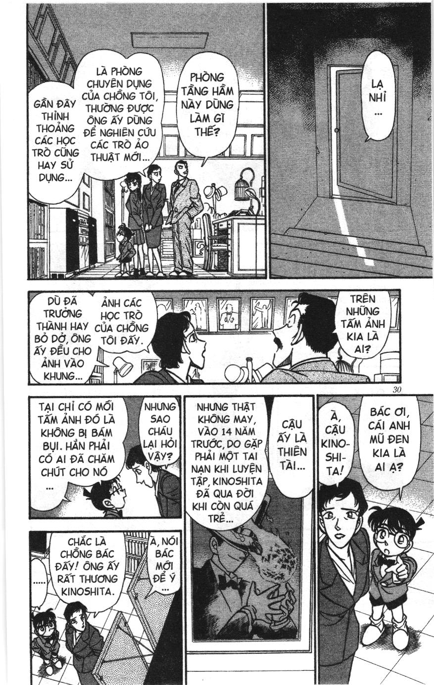 Thám tử lừng danh Conan Loạt truyện tranh: Chapter 140