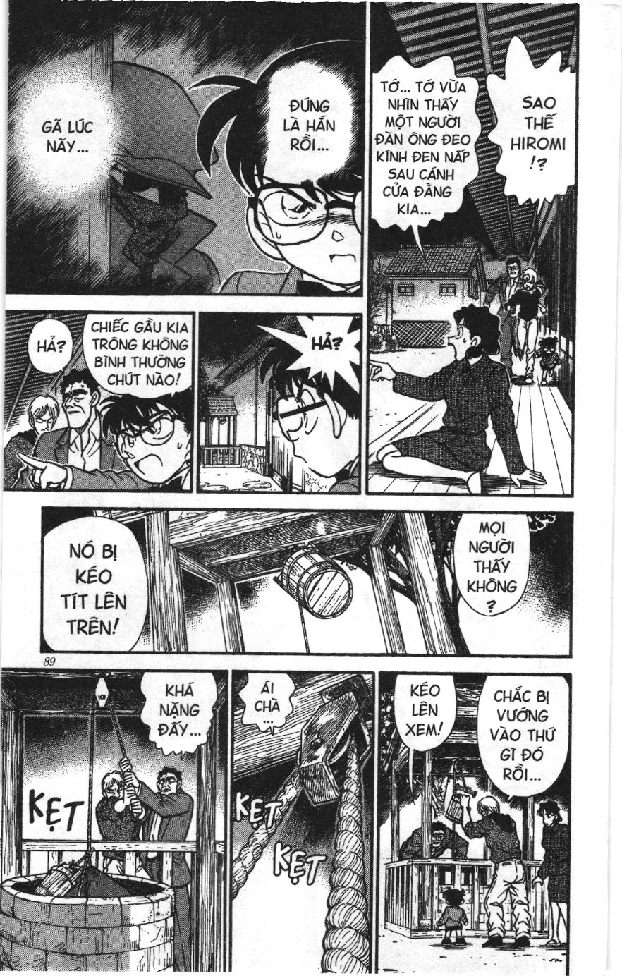 Thám tử lừng danh Conan Loạt truyện tranh: Chapter 143