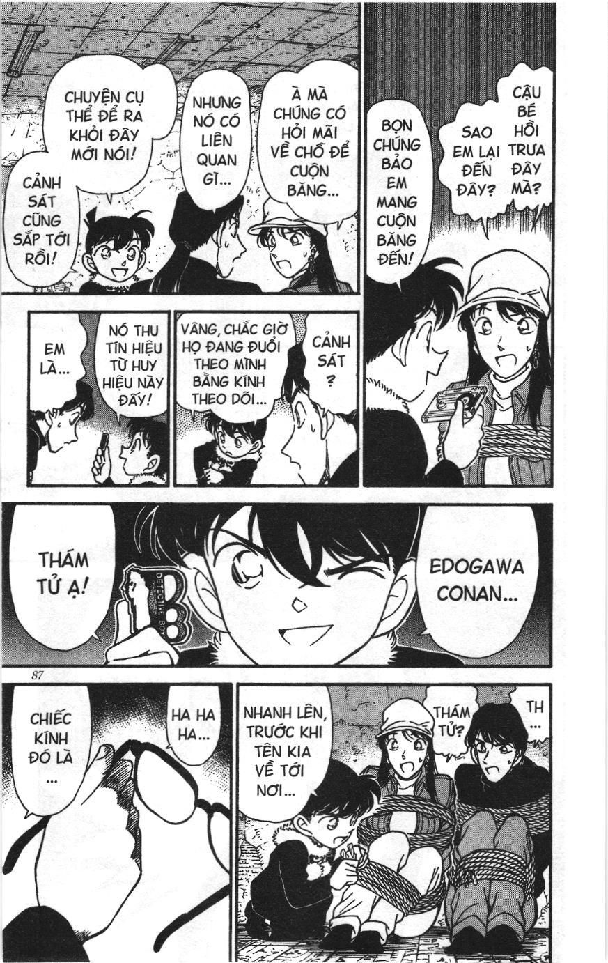 Thám tử lừng danh Conan Loạt truyện tranh: Chapter 153