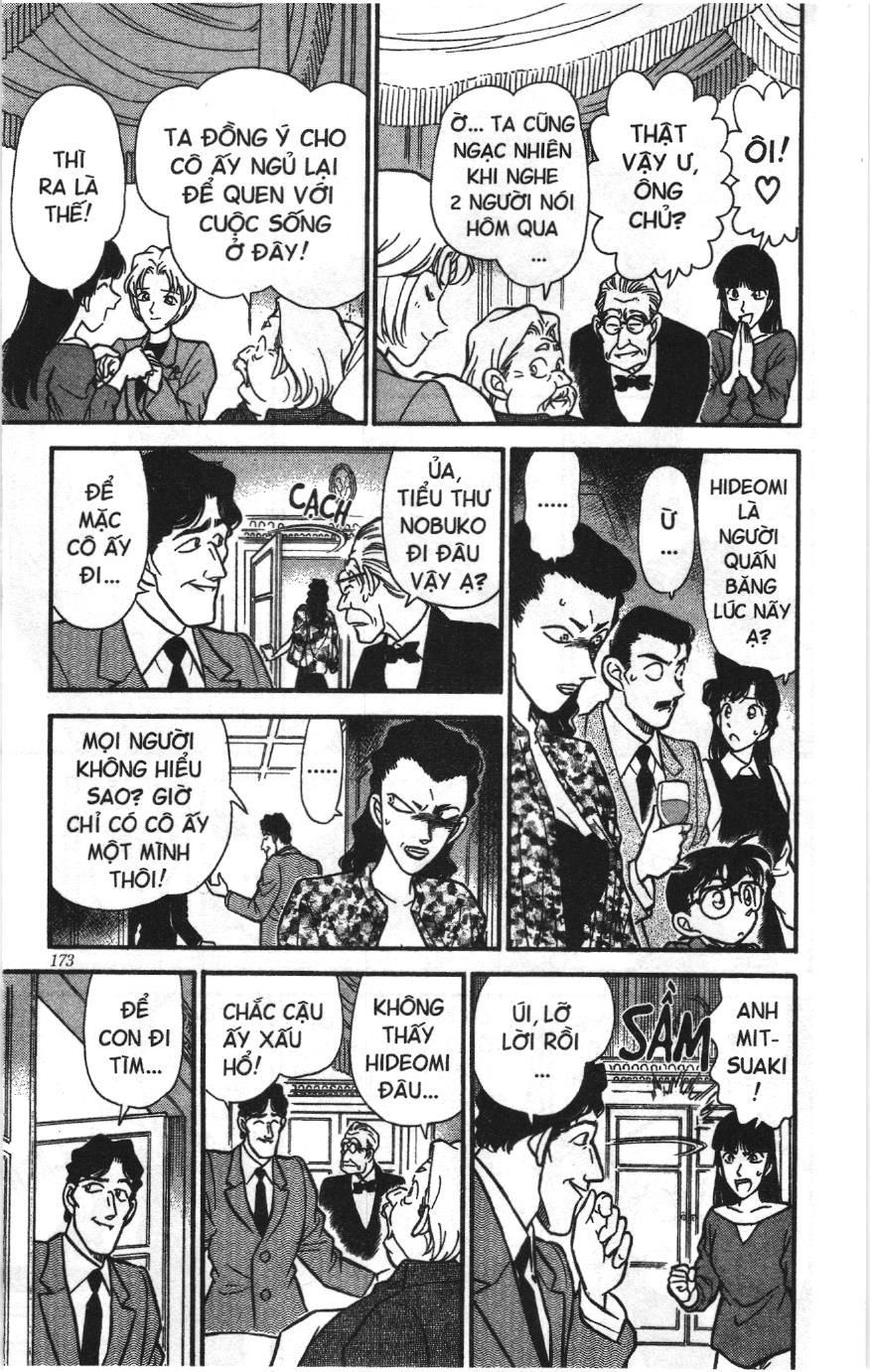 Thám tử lừng danh Conan Loạt truyện tranh: Chapter 158