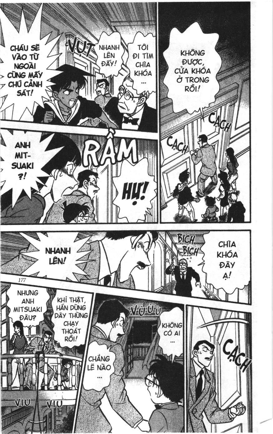 Thám tử lừng danh Conan Loạt truyện tranh: Chapter 158