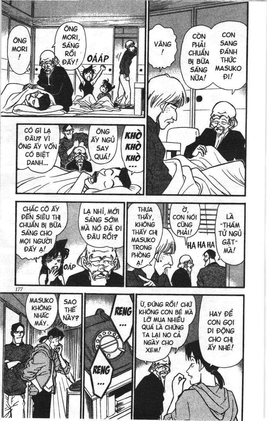 Thám tử lừng danh Conan Loạt truyện tranh: Chapter 168