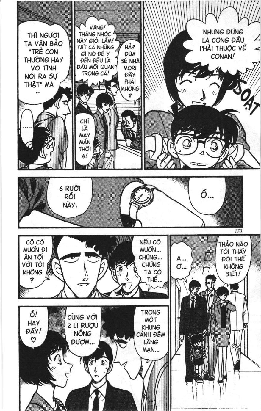 Thám tử lừng danh Conan Loạt truyện tranh: Chapter 220