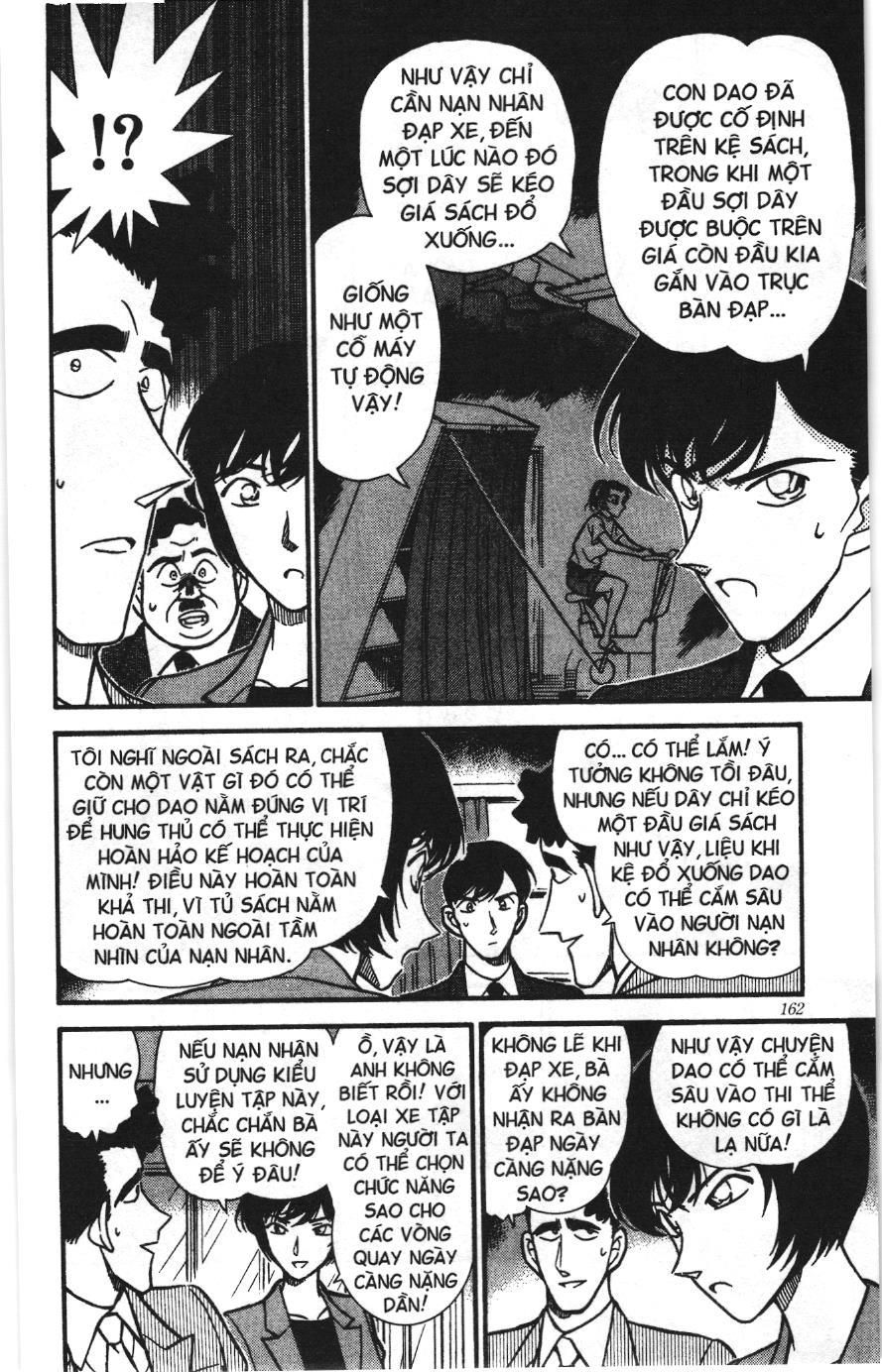 Thám tử lừng danh Conan Loạt truyện tranh: Chapter 220