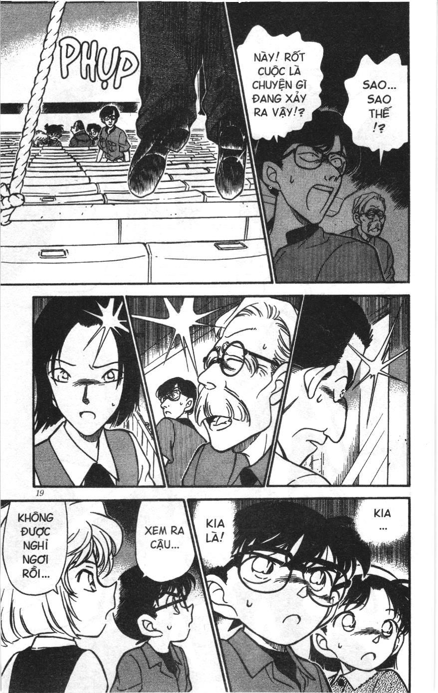 Thám tử lừng danh Conan Loạt truyện tranh: Chapter 232