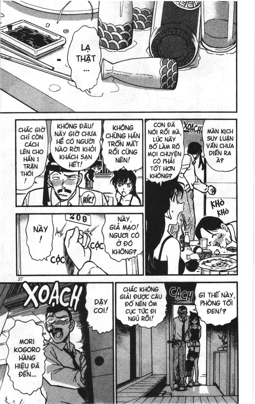 Thám tử lừng danh Conan Loạt truyện tranh: Chapter 318