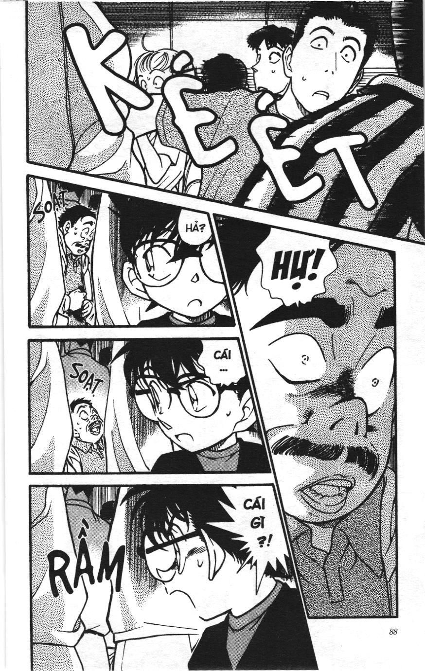 Thám tử lừng danh Conan Loạt truyện tranh: Chapter 354