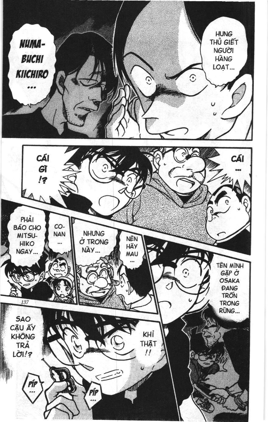 Thám tử lừng danh Conan Loạt truyện tranh: Chapter 369