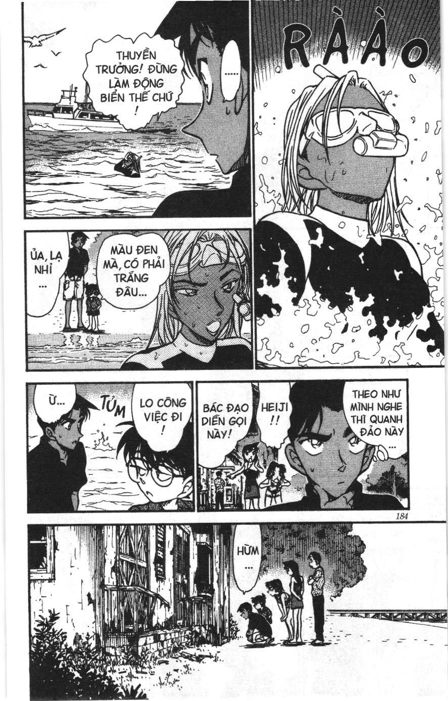 Thám tử lừng danh Conan Loạt truyện tranh: Chapter 372