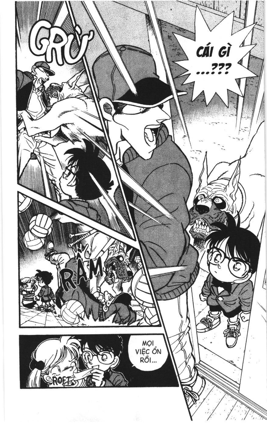 Thám tử lừng danh Conan Loạt truyện tranh: Chapter 4