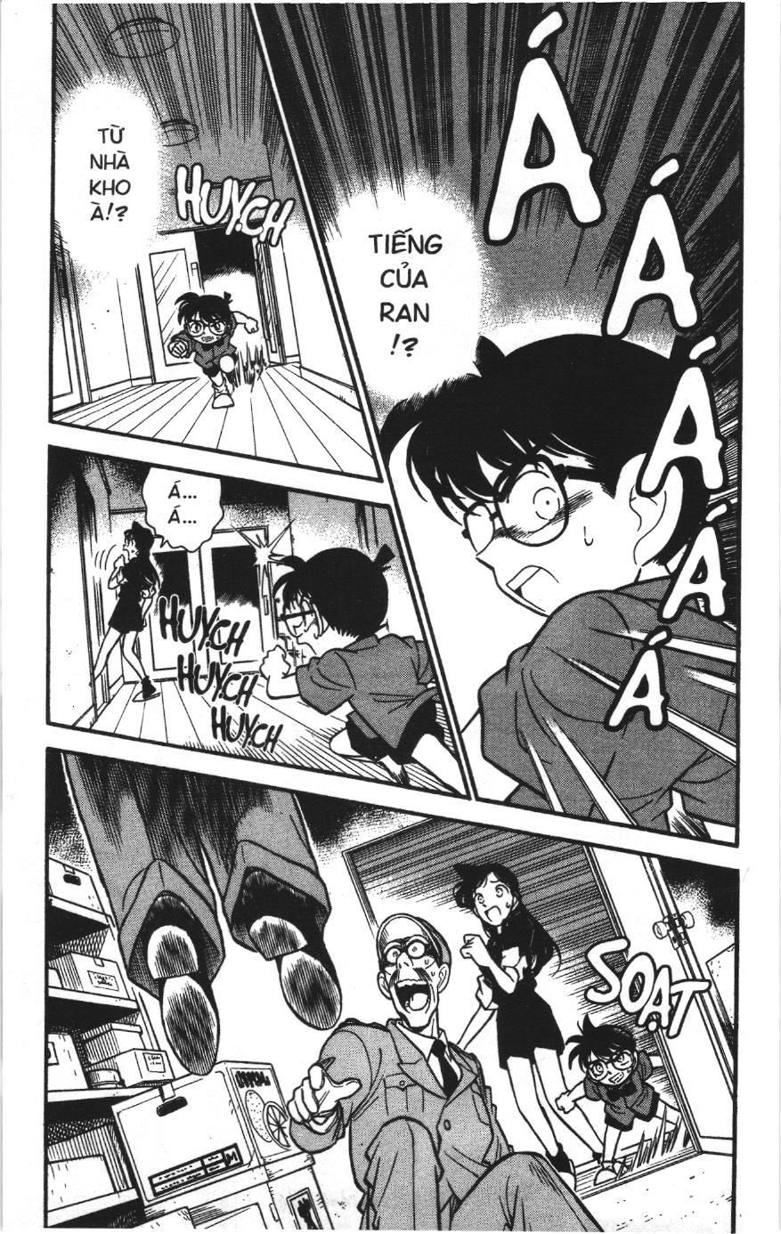 Thám tử lừng danh Conan Loạt truyện tranh: Chapter 64
