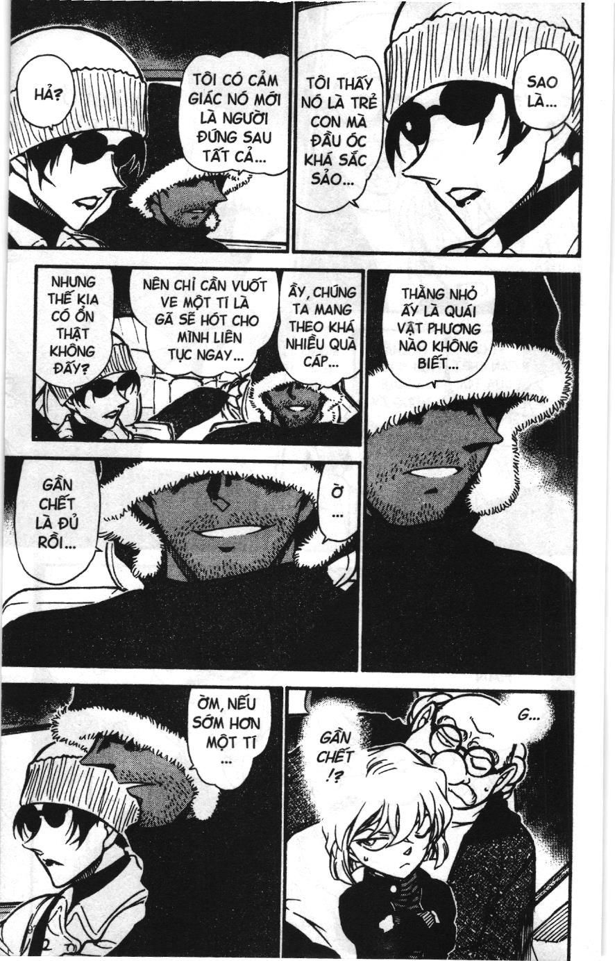 Thám tử lừng danh Conan Loạt truyện tranh: Chapter 692