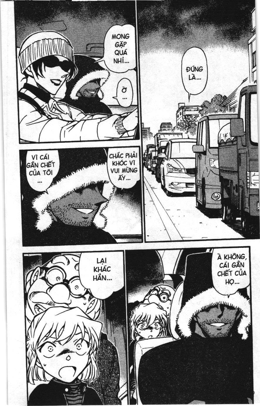 Thám tử lừng danh Conan Loạt truyện tranh: Chapter 693