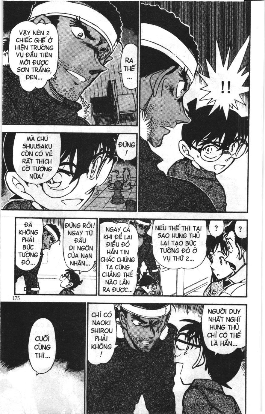 Thám tử lừng danh Conan Loạt truyện tranh: Chapter 697
