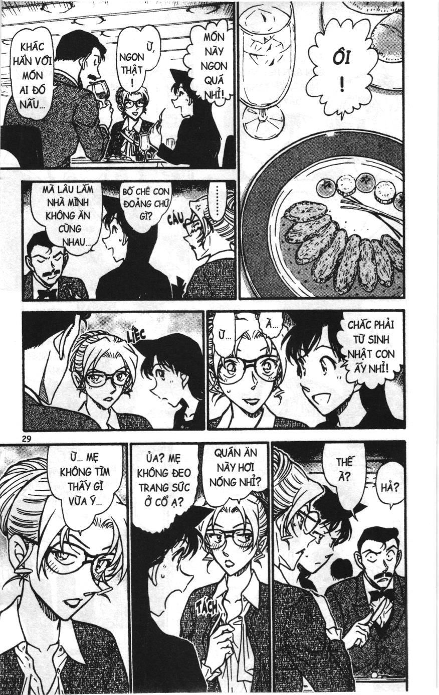 Thám tử lừng danh Conan Loạt truyện tranh: Chapter 721