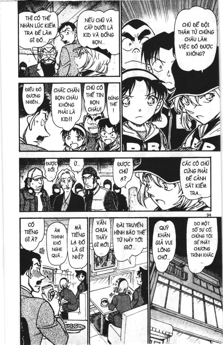 Thám tử lừng danh Conan Loạt truyện tranh: Chapter 725