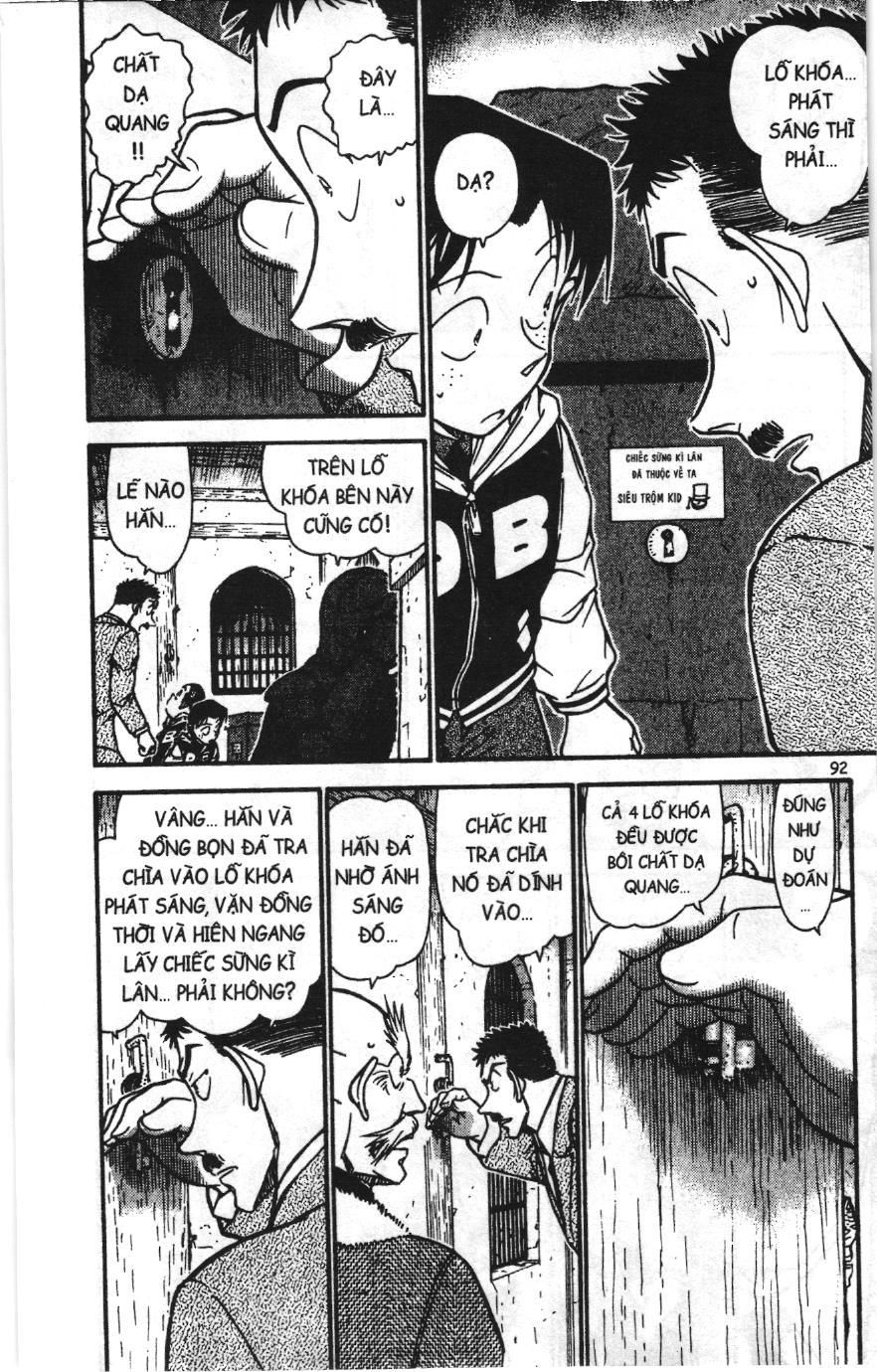 Thám tử lừng danh Conan Loạt truyện tranh: Chapter 725