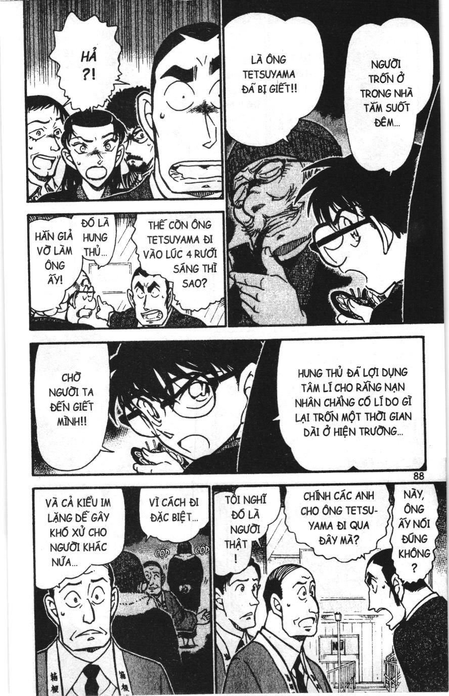 Thám tử lừng danh Conan Loạt truyện tranh: Chapter 736