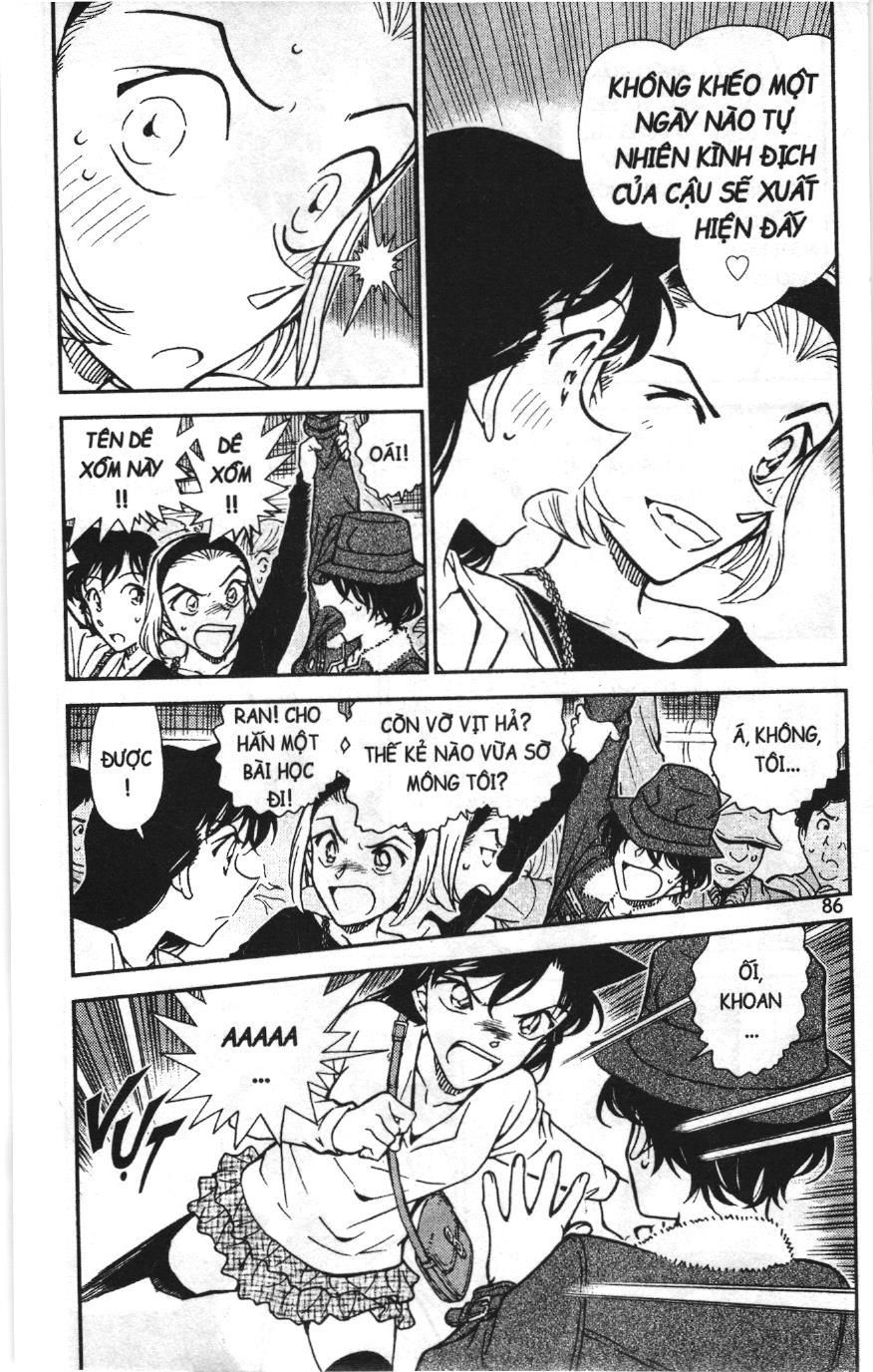 Thám tử lừng danh Conan Loạt truyện tranh: Chapter 779